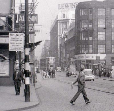 Argyle Street as it was on 19 April 1960.
