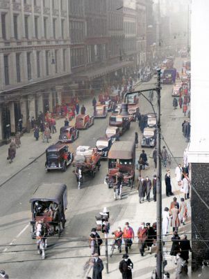 Buchanan St, looking north from Argyle St, Glasgow 1946.
