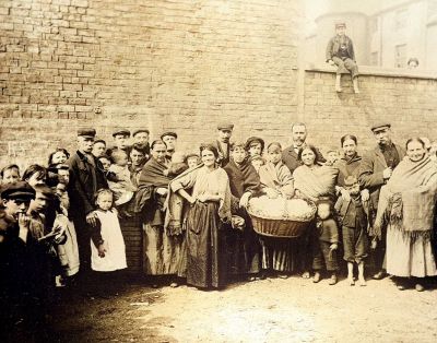Calton Notables Photographed by Chief Sanitary Inspector Peter Fyfe Glasgow 1916
