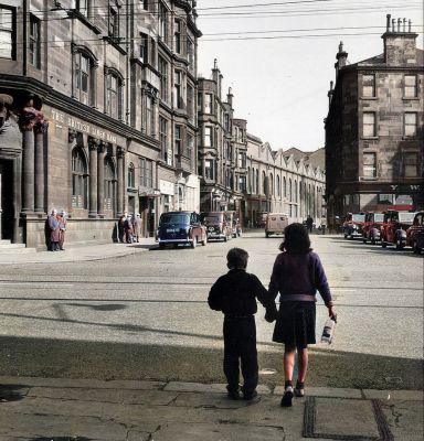Children crossing Govan Road towards Water Row, Glasgow  1963
