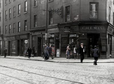 Cowcaddens Street, Glasgow 1946
