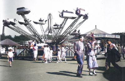 Fair at Flesher’s Haugh, Glasgow Green,  1955
