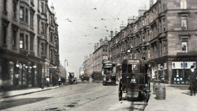 Gairbraid Street Viewed From Queen's Cross Before The Name Change to Maryhill Road, Glasgow 1904
Gairbraid Street Viewed From Queen's Cross Before The Name Change to Maryhill Road, Glasgow 1904
Schlüsselwörter: Gairbraid Street Viewed From Queen's Cross Before The Name Change to Maryhill Road, Glasgow 1904