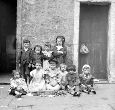 Glasgow Children Being Photographed At 81 Carrick Street Glasgow Circa 1920
Glasgow Children Being Photographed At 81 Carrick Street Glasgow Circa 1920
Keywords: Glasgow Children Being Photographed At 81 Carrick Street Glasgow Circa 1920