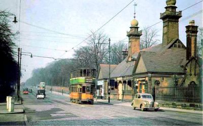 Great Western Road at The  Botanic Gardens, Glasgow 1950s
