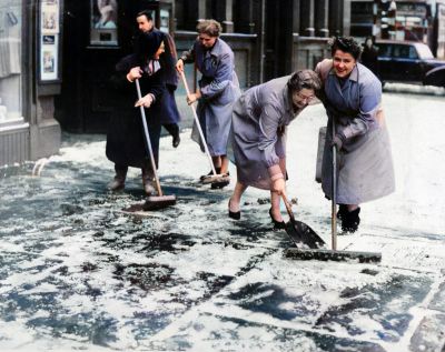 Happy Looking Shop Assistants clear the Snow in Jamaica Street, Glasgow 1960
