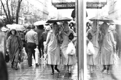Shoppers On A Rainy Day In Buchanan Street, Glasgow December 1987
