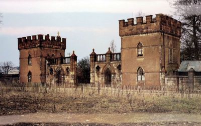 The Girnin’ Gates, Drumchapel, Glasgow April 1953
