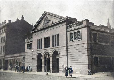 The Glasgow Corporation Clothes Market in Greendyke Street, Glasgow 1910
