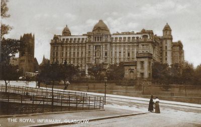 The Royal Infirmary as seen from Cathedral Square, 1921.
