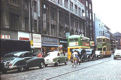 Traffic heading along Argyle Street in the early 1960s
